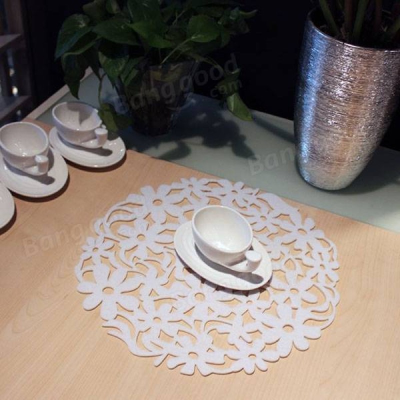 Felt Round Lace Flower Placemat Dinner Table Mat Heat Insulation Pad Multifunction Kitchen Tools