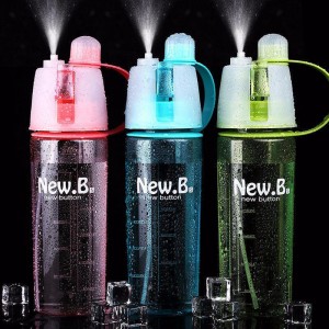 AU 600mL Portable Spray Water Drink Bottles Travel...